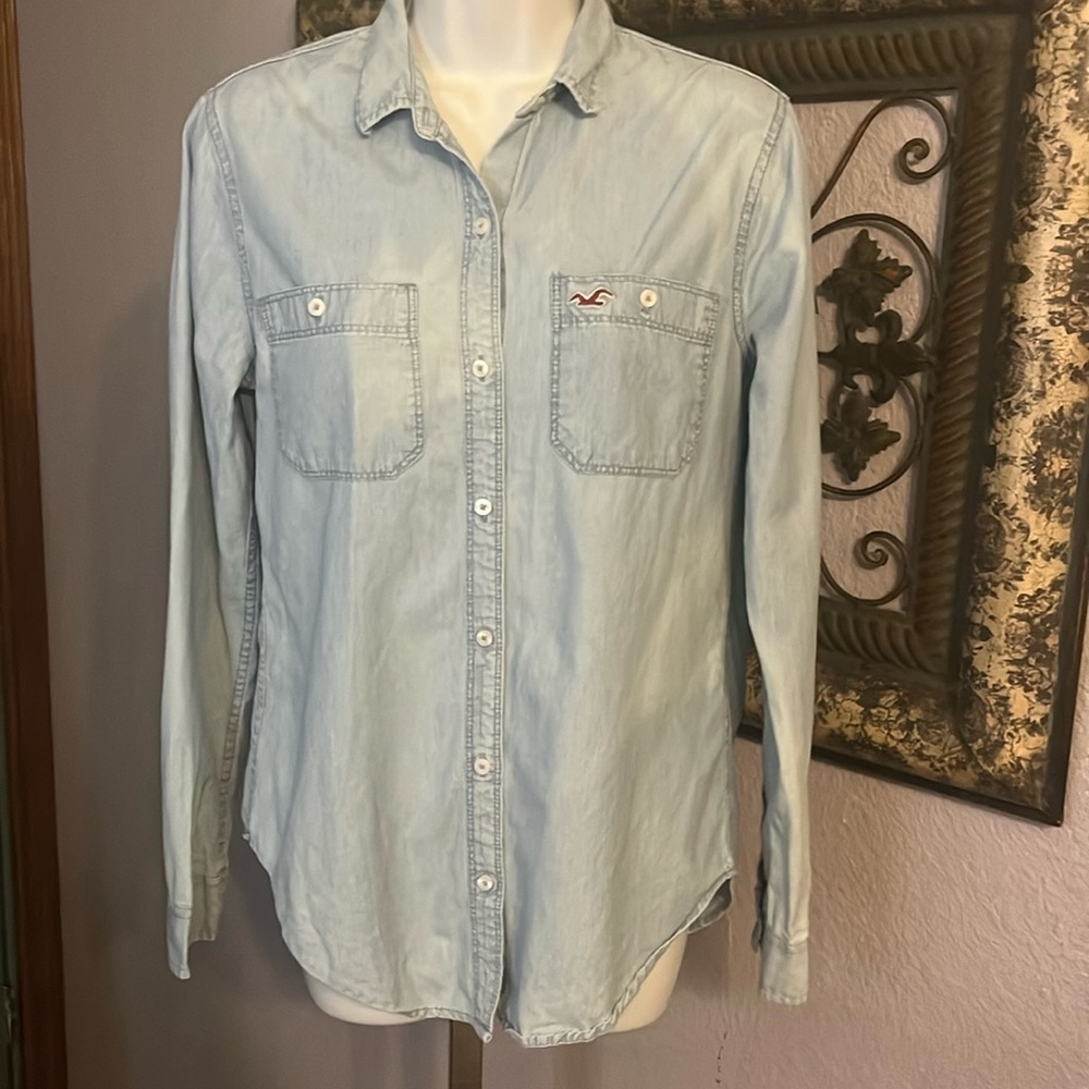 Hollister Chambray Button Long Sleeve Shirt-classic faded look Sz S💙